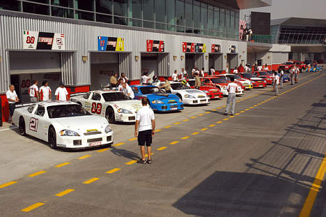 Speedcar Series team's er i fuld gang med vintertests i Dubai